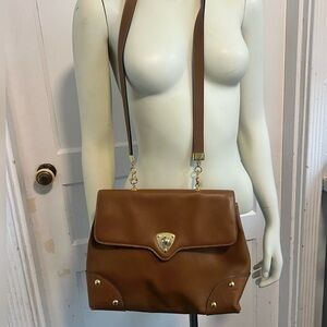 BOTTEGA VENETA Logo Plate Tan Vintage Crossbody
Shoulder Bag